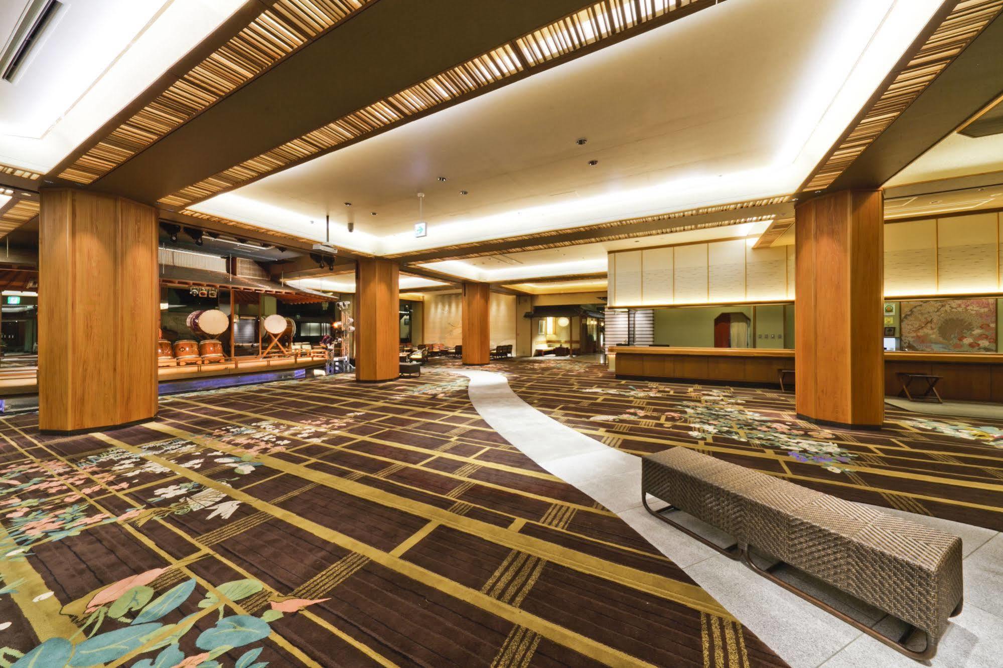 Hotel Kaneyamaen Fujiyoshida Extérieur photo