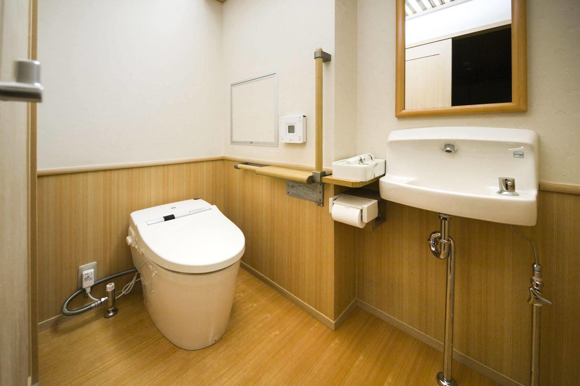 Hotel Kaneyamaen Fujiyoshida Extérieur photo