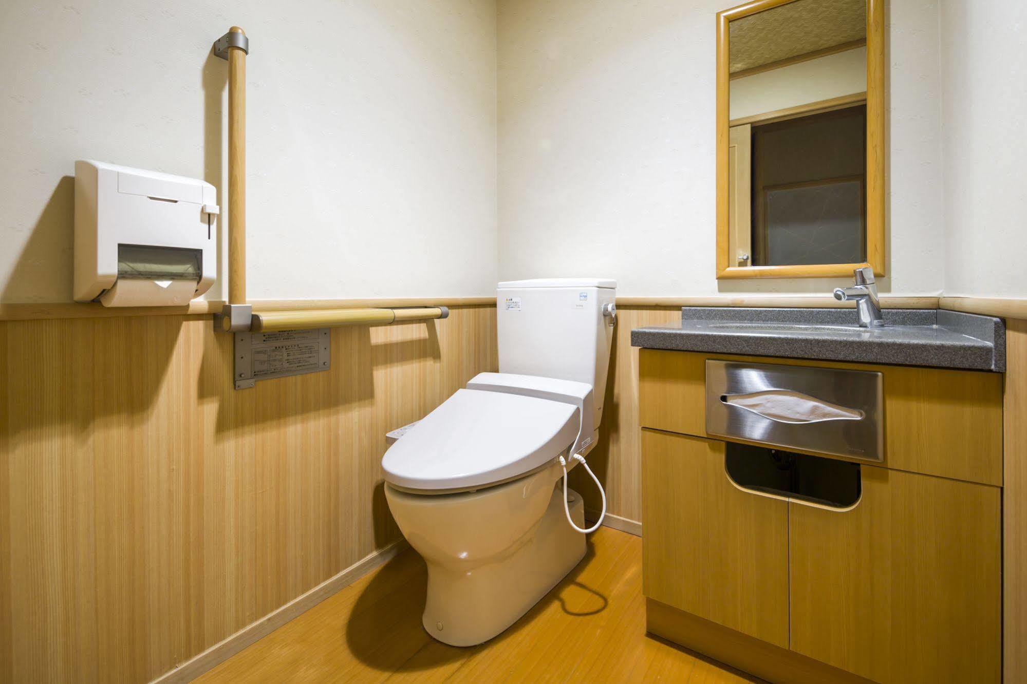 Hotel Kaneyamaen Fujiyoshida Extérieur photo