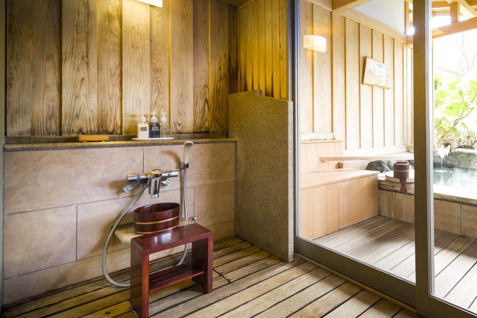Hotel Kaneyamaen Fujiyoshida Extérieur photo